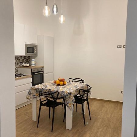 Casa Vacanze Al Trenta3 Marsala Exteriör bild