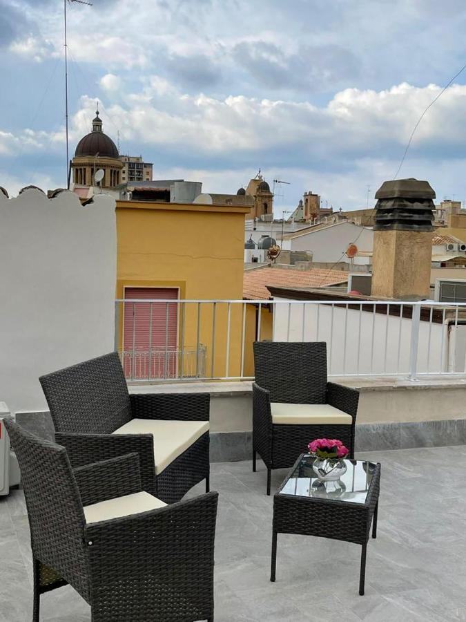 Casa Vacanze Al Trenta3 Marsala Exteriör bild